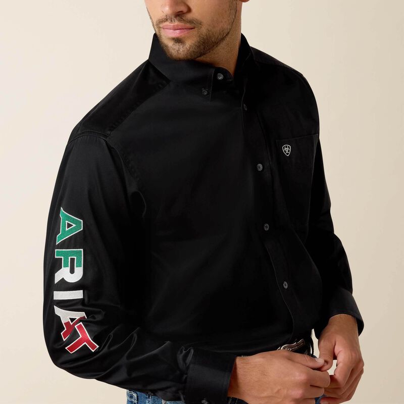 10038500 Team Logo Twill Classic Fit Shirt