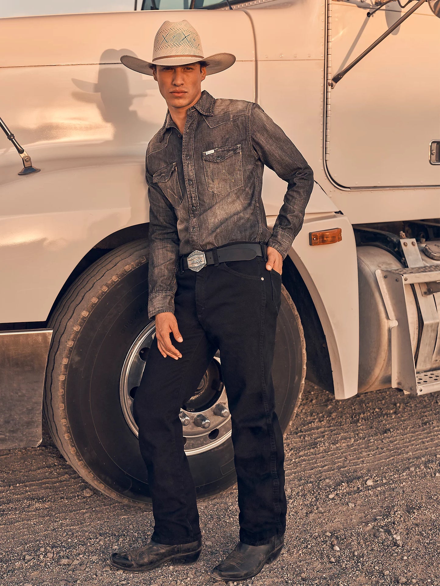 13MWZWK Wrangler Cowboy Cut Original Fit Jean