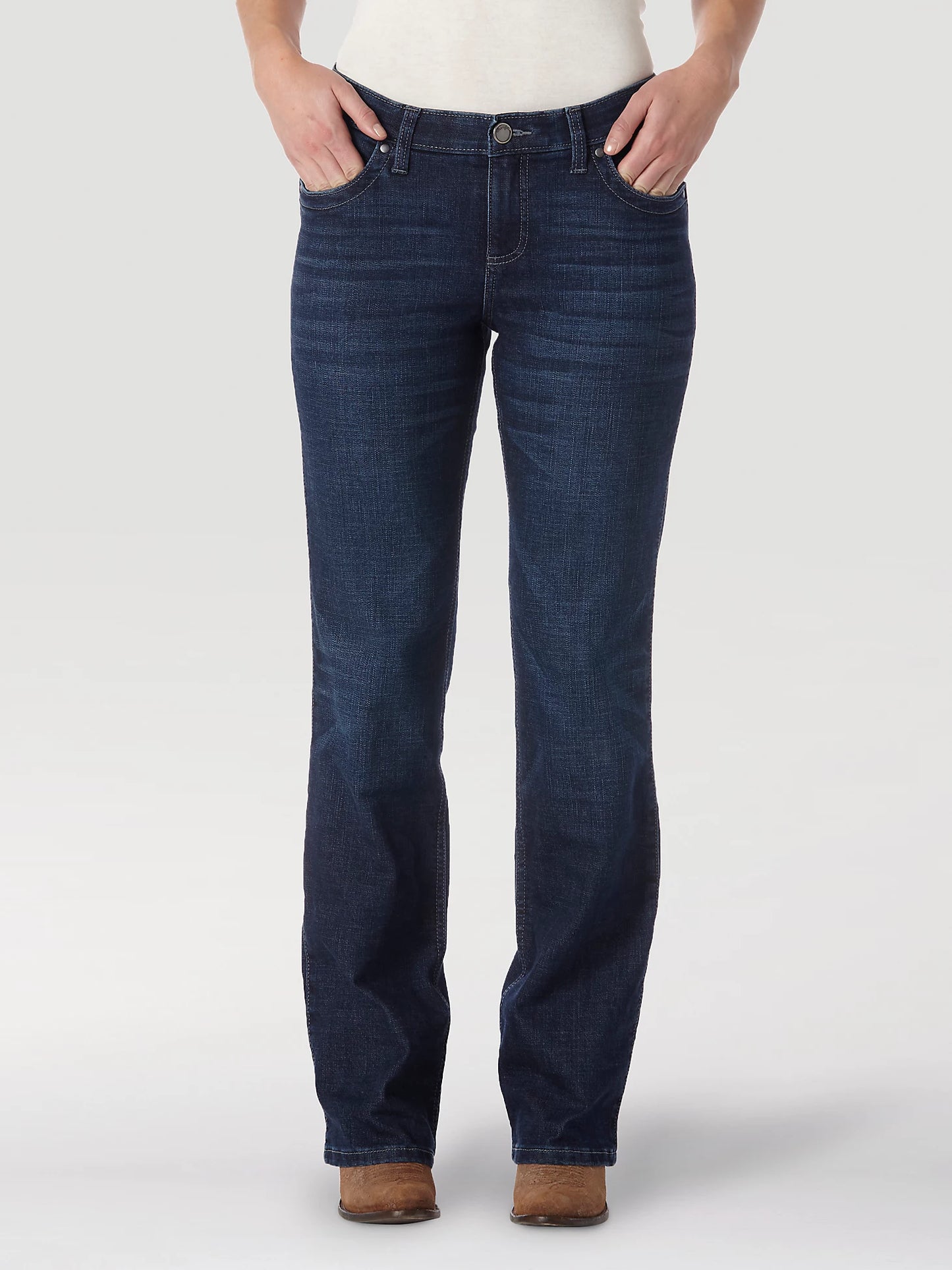 WRQ20ST Women's Wrangler Ultimate Riding Jean Q-Baby Mid-Rise Bootcut