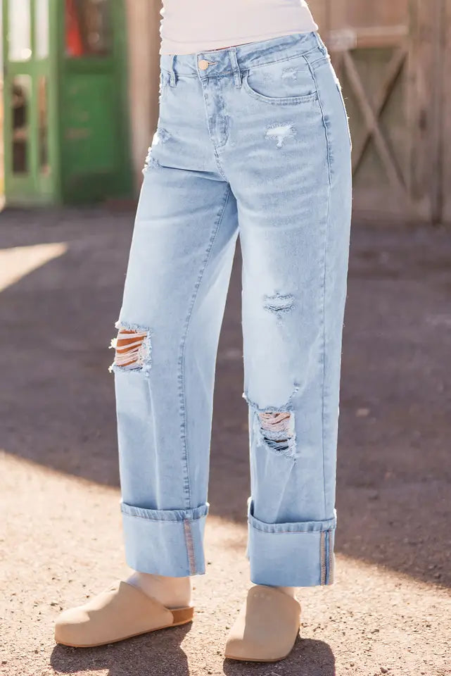 FW7875034 FASHIN-W LIGHT WASH DISTRESSED FLARE JEANS