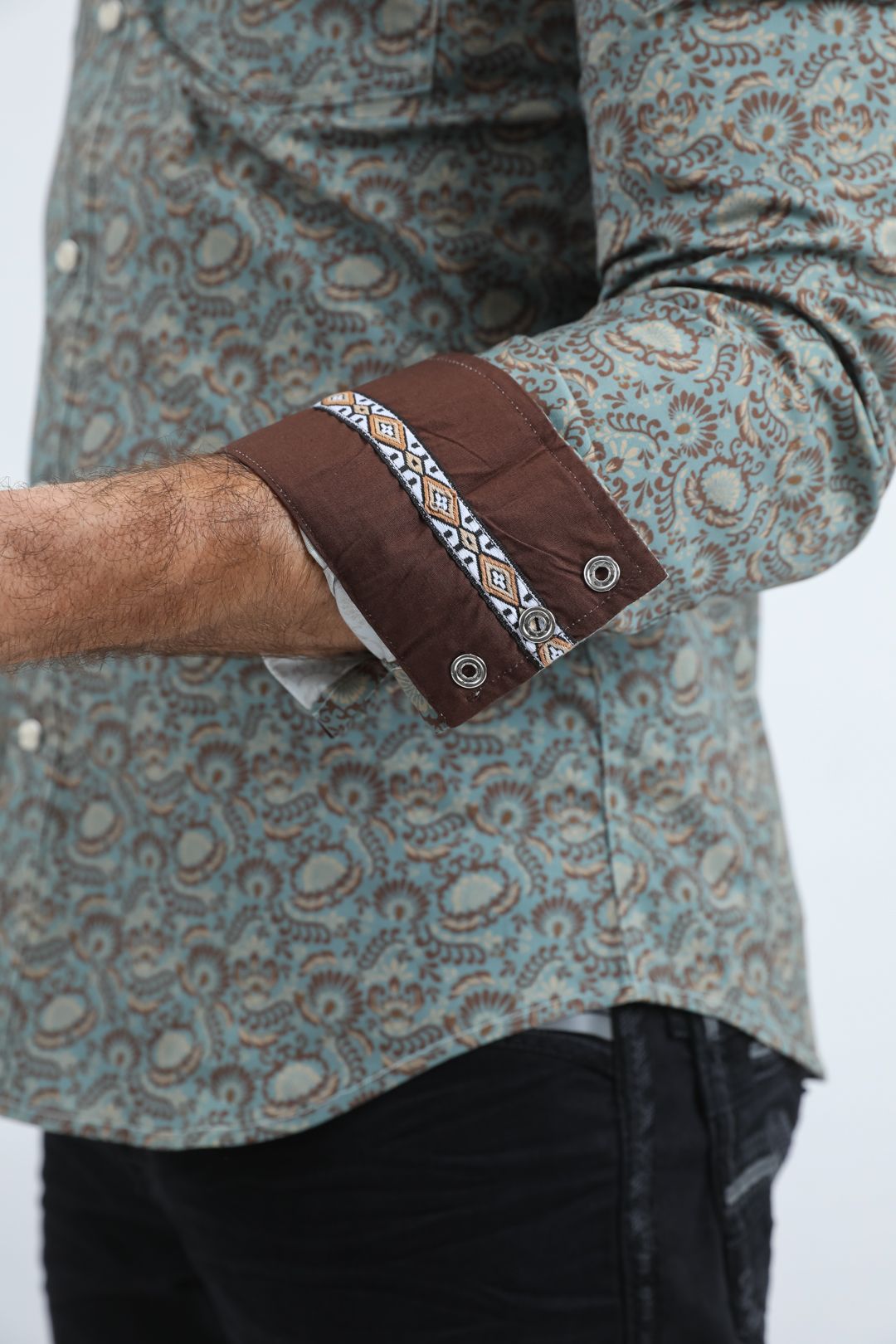 WPL11161 BLUE SHIRT WITH BROWN DESINGS AND LONG SLEEVES