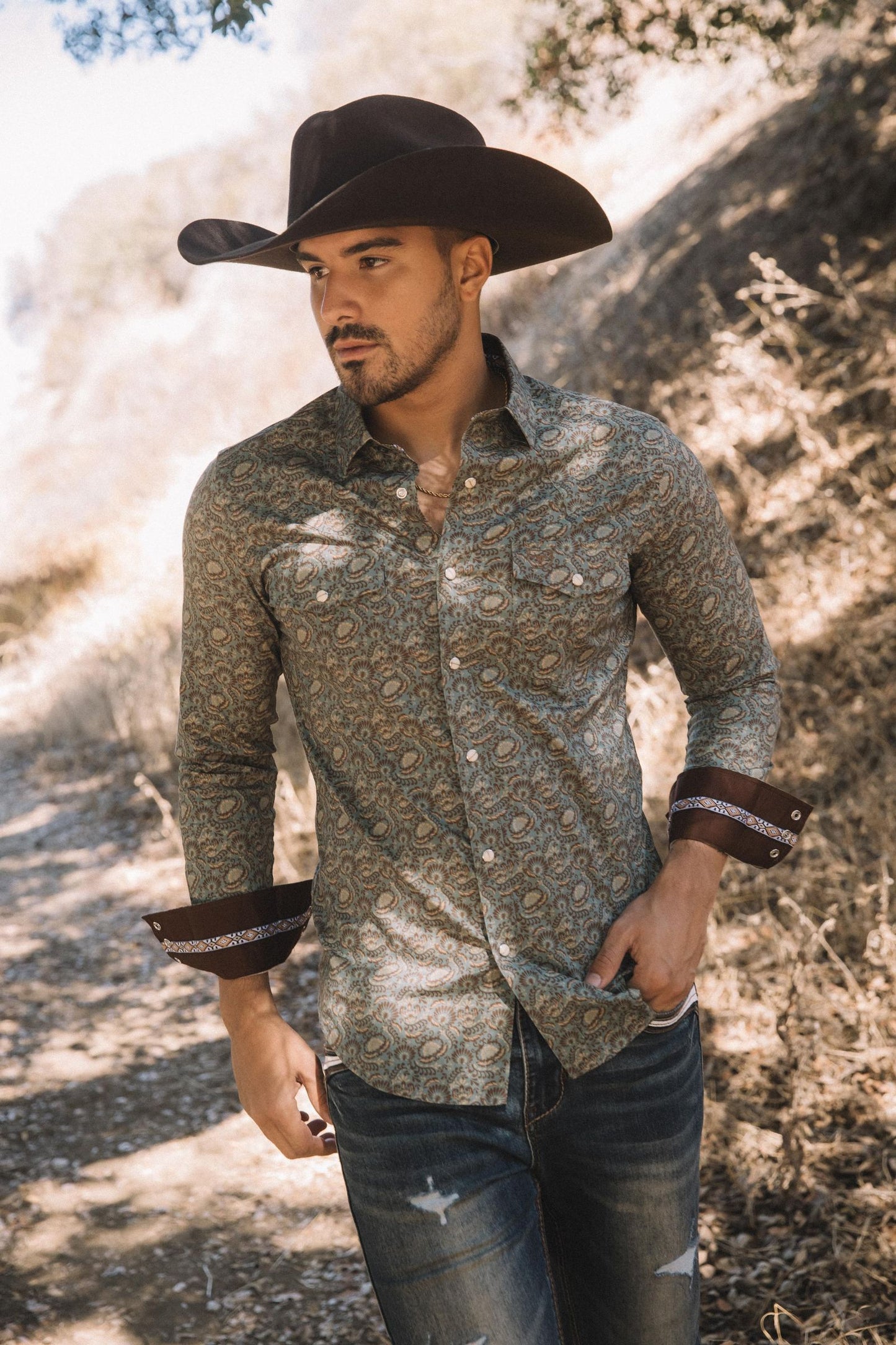 WPL11161 BLUE SHIRT WITH BROWN DESINGS AND LONG SLEEVES