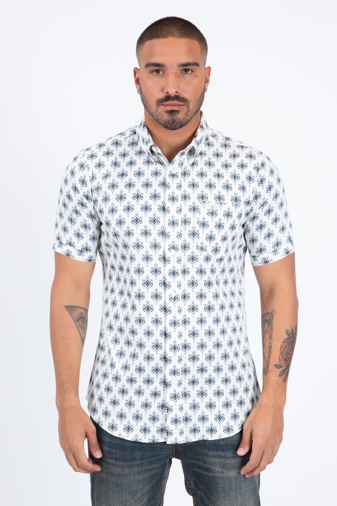 CWS11376 MEN'S SHORT SLEEVE MODERN FIT STRETCH WILD HORSES PRINT SHIRT