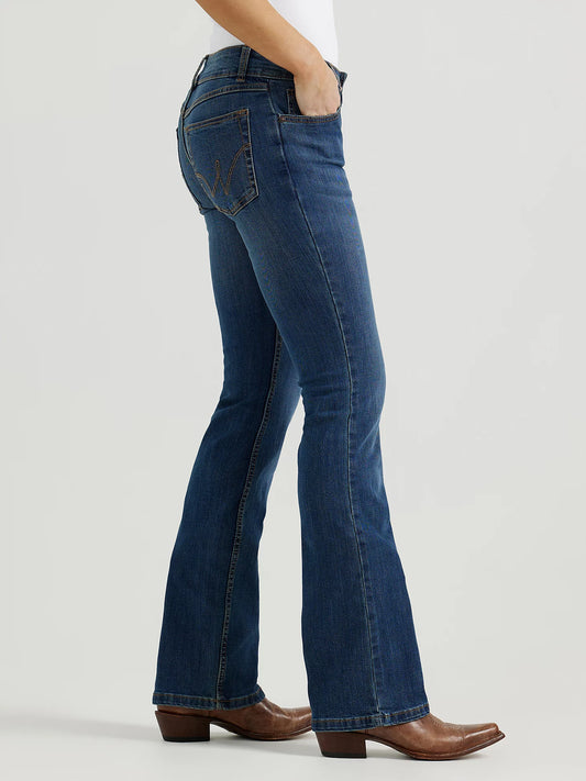 09MWZHK Women's Essential Mid-Rise Bootcut Jean