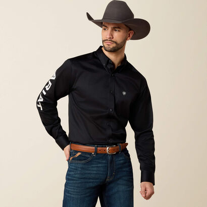 10034231 ARIAT LOGO SHRT-BLACK