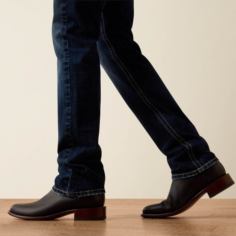 10074791 M8 MODERN CARLINGTON SLIM STRAIGHT LEG JEANS