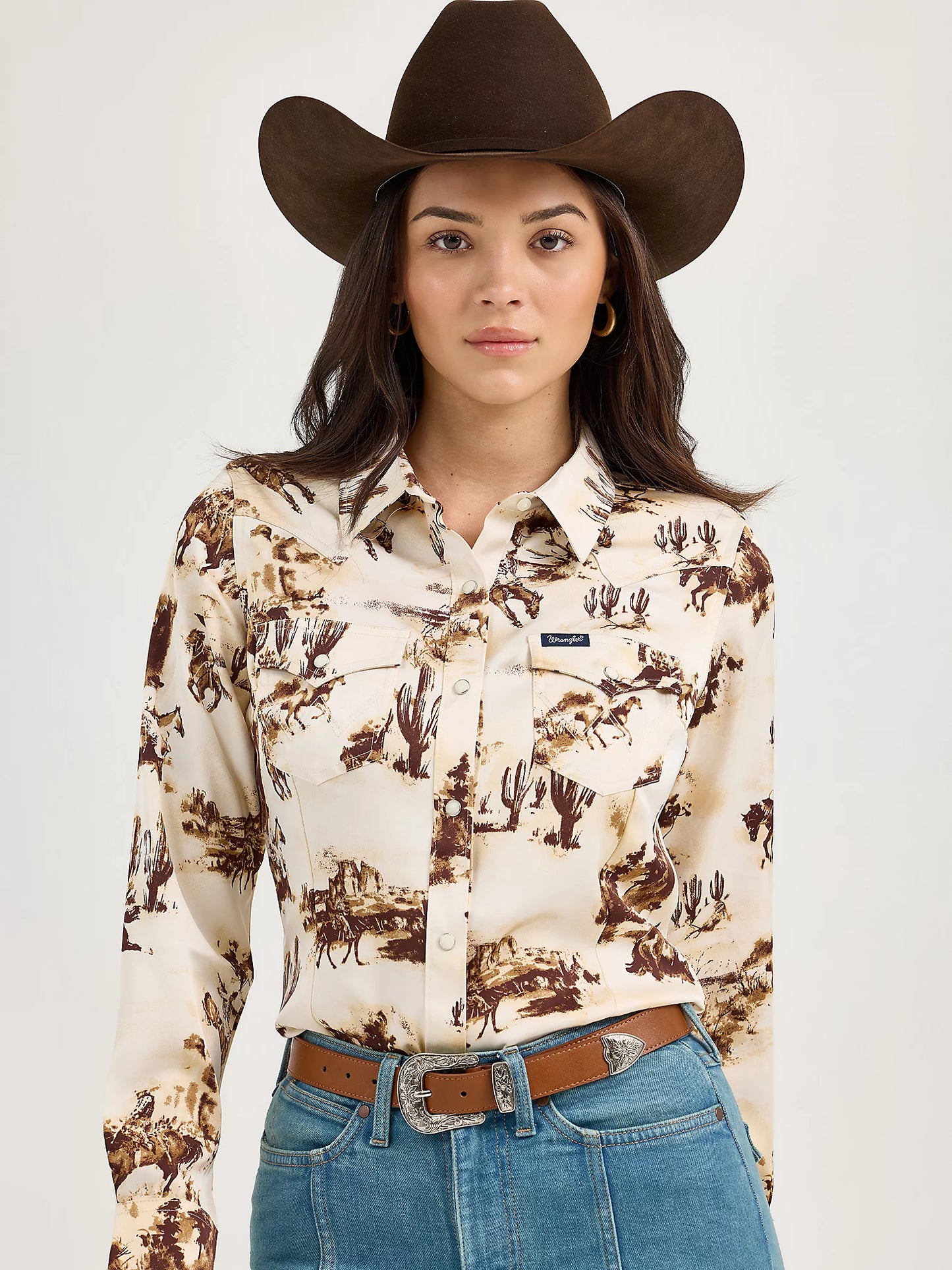 112367229 WOMEN'S WRANGLER BOLD BUCKING COWBOY WESTERN SNAP SHIRT