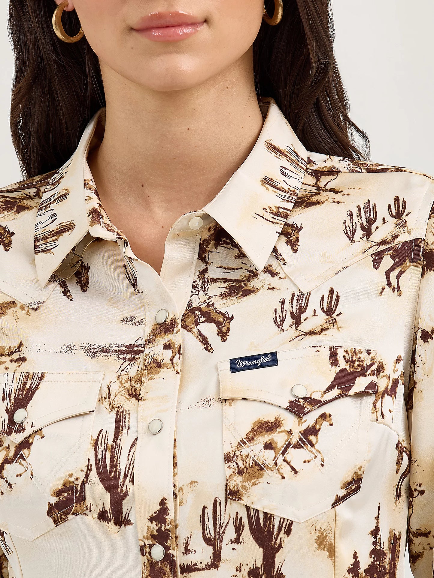 112367229 WOMEN'S WRANGLER BOLD BUCKING COWBOY WESTERN SNAP SHIRT