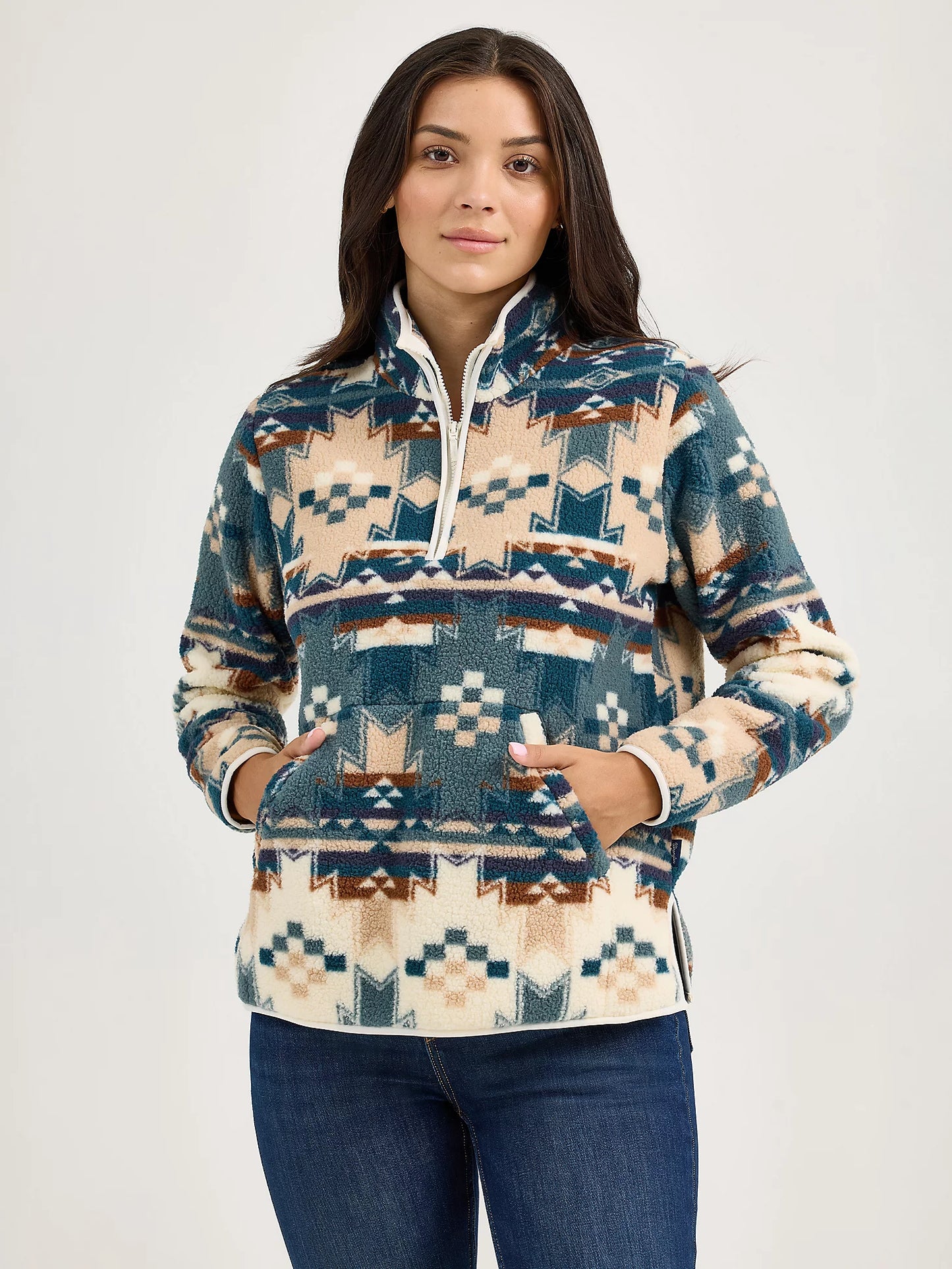 112367283 WOMEN'S WRANGLER RETRO QUARTER-ZIP SHERPA PULLOVER