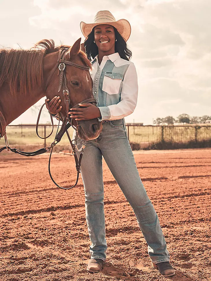 112367598 WOMEN'S HIGH RISE RODEO BOOTCUT WRANGLER RIDING JEAN