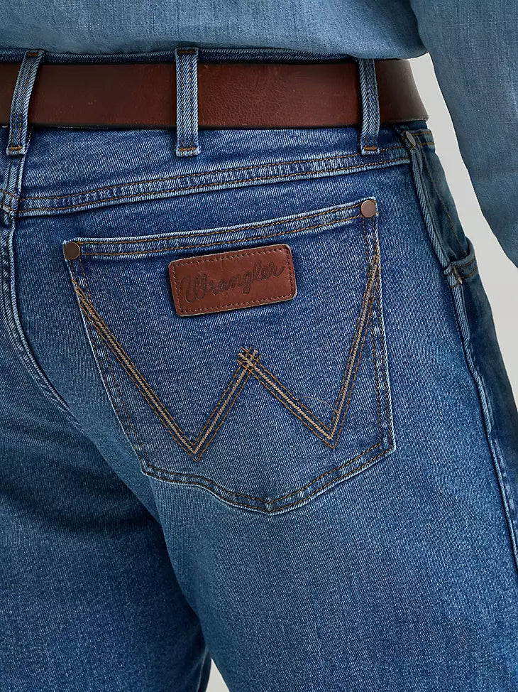 112378844 MEN'S WRANGLER RETRO SLIM FIT BOOTCUT JEAN