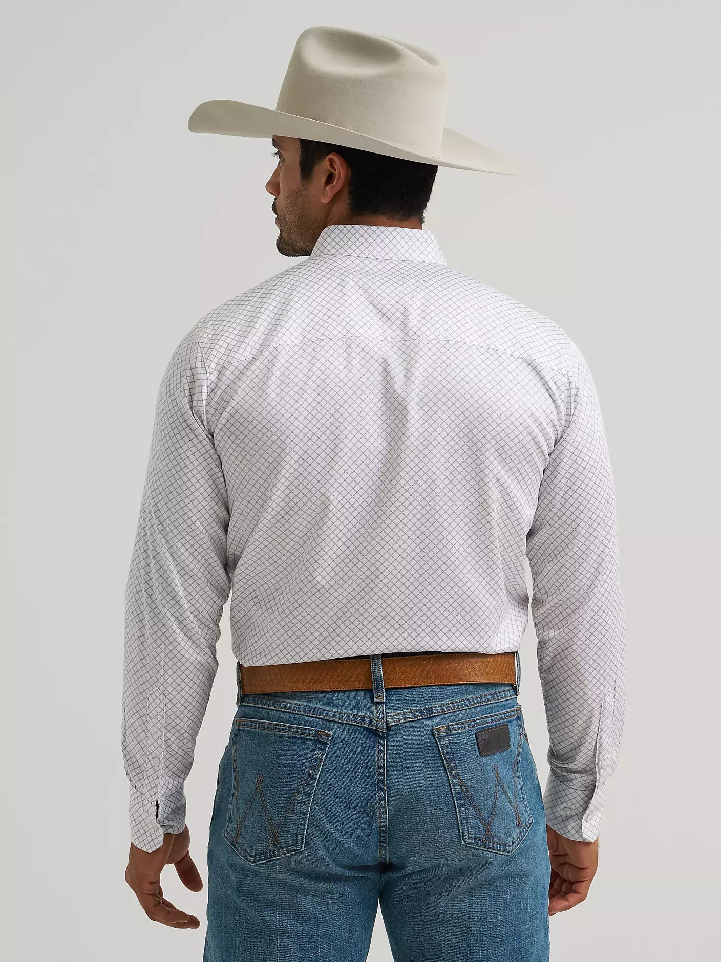 112381545 MEN'S CODY JOHNSON ONE POCKET BUTTON DOWN SHIRT