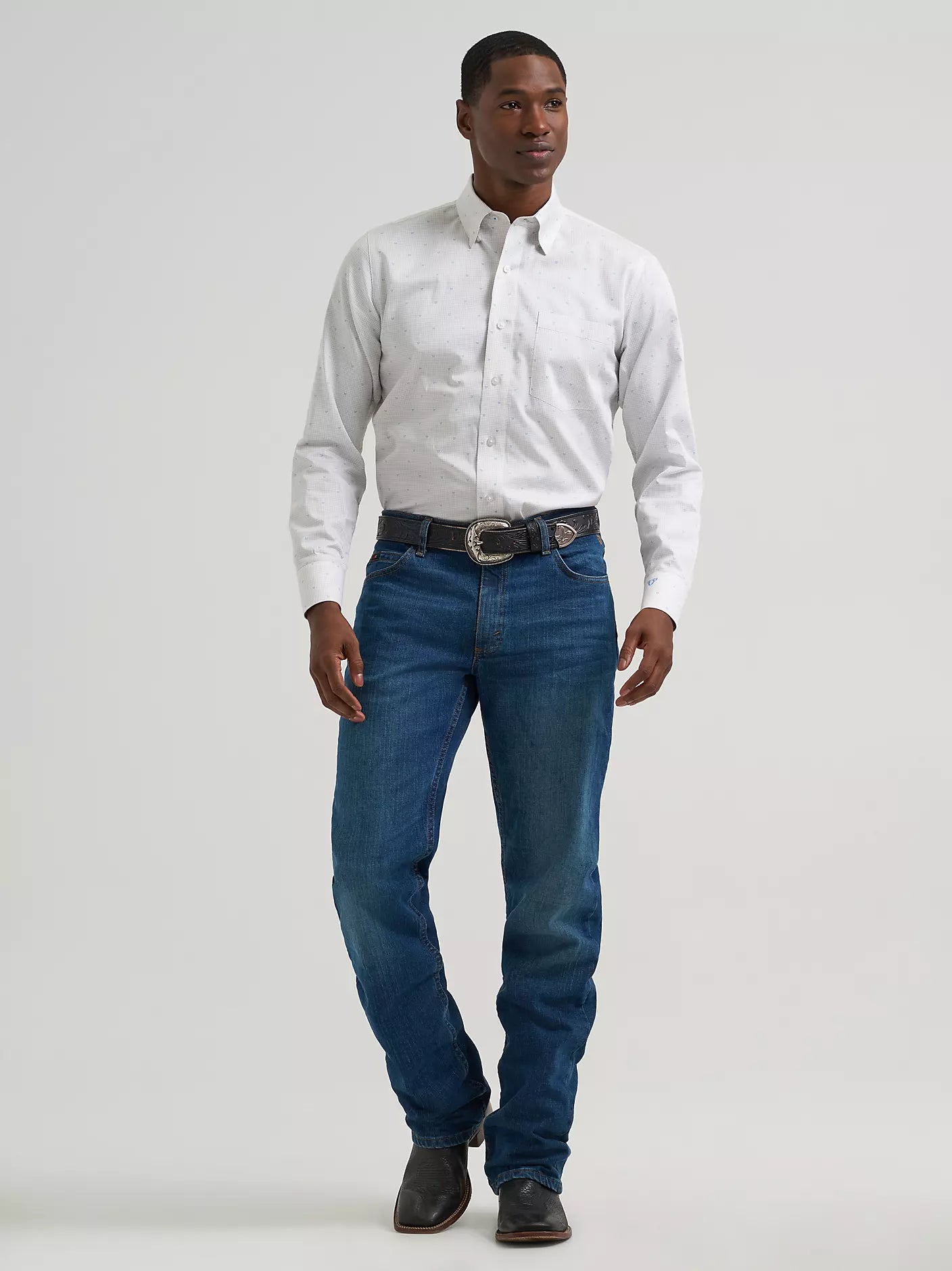 112381546 MEN'S CODY JOHNSON ONE POCKET BUTTON DOWN SHIRT