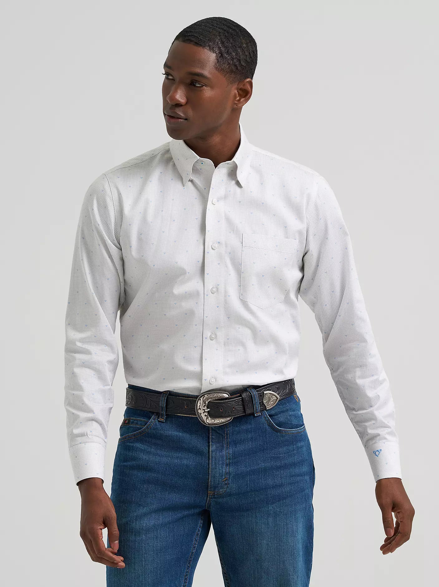 112381546 MEN'S CODY JOHNSON ONE POCKET BUTTON DOWN SHIRT