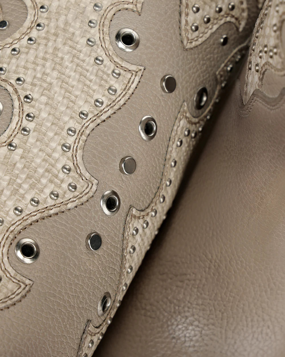 CC280 TRADITIONAL BEIGE BOOT IN GENUINE BOVINE LEATHER FOR WOMEN CUADRA