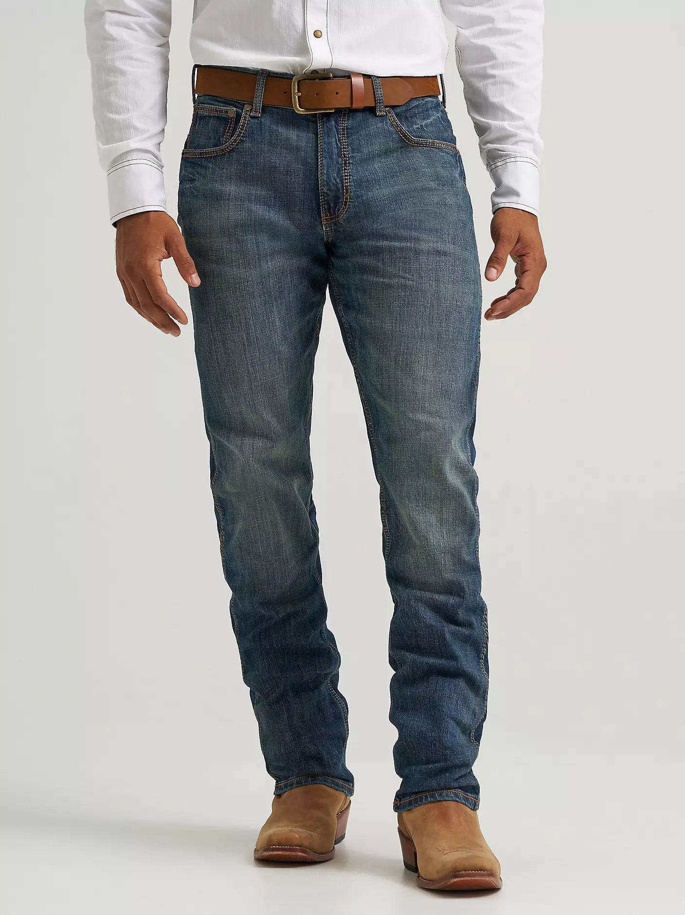 112381602 MEN'S WRANGLER RETRO SLIM FIT STRAIGHT LEG JEAN