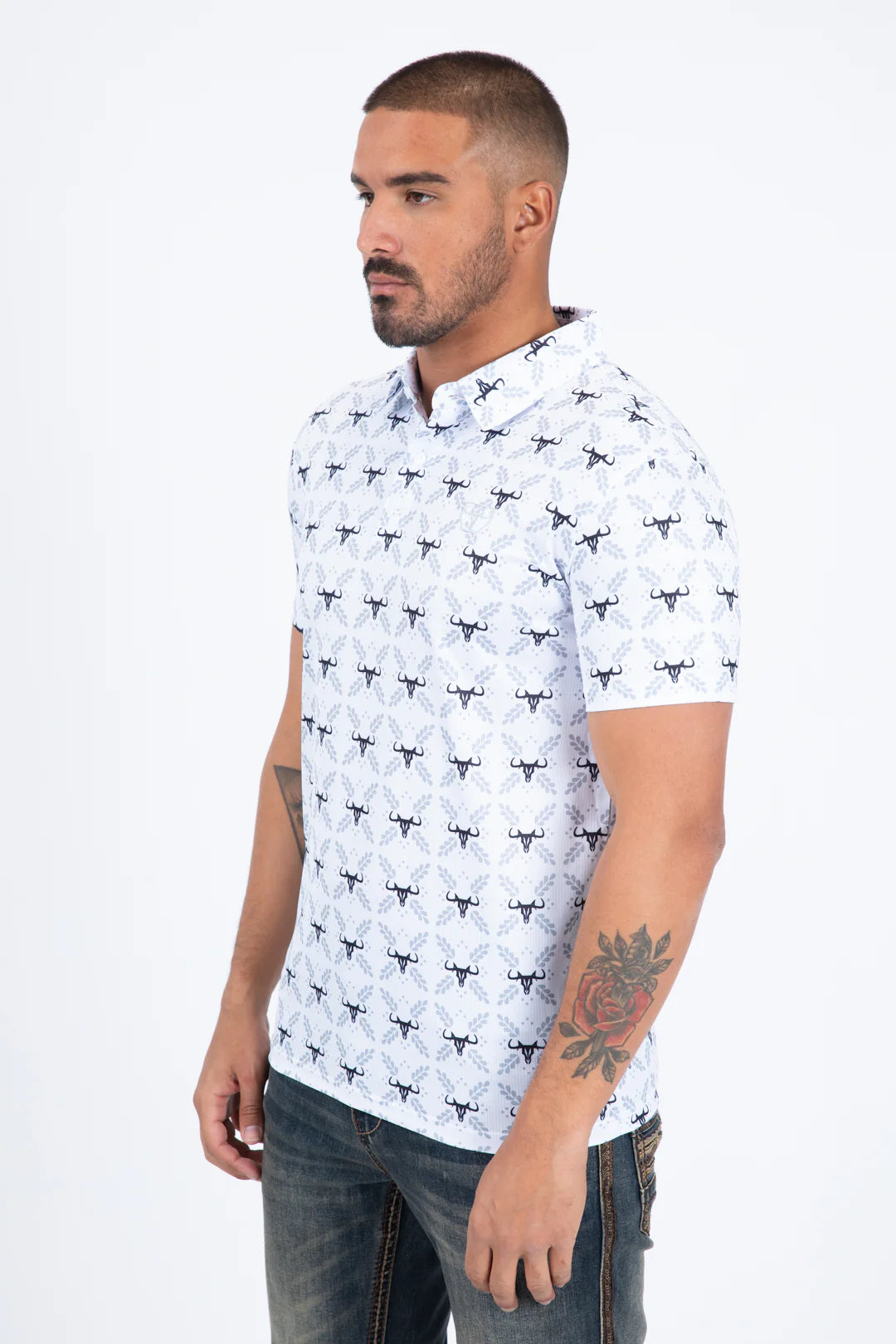PGP11425 Men's Performance Fabric Modern Fit Stretch Western Longhorn Print Polo – White