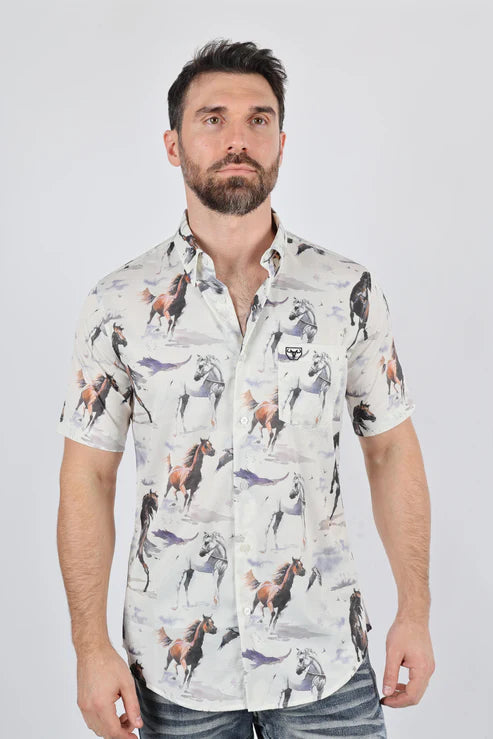 CWS9883 MEN'S SHORT SLEEVE MODERN FIT STRECH WILD HORSES PRINT SHIRT